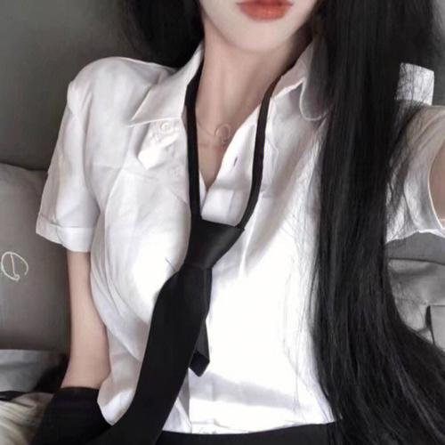 烈日灼人